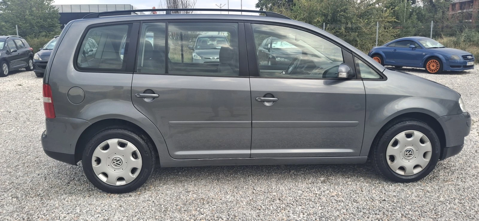 VW Touran 1.6 FSi - изображение 6