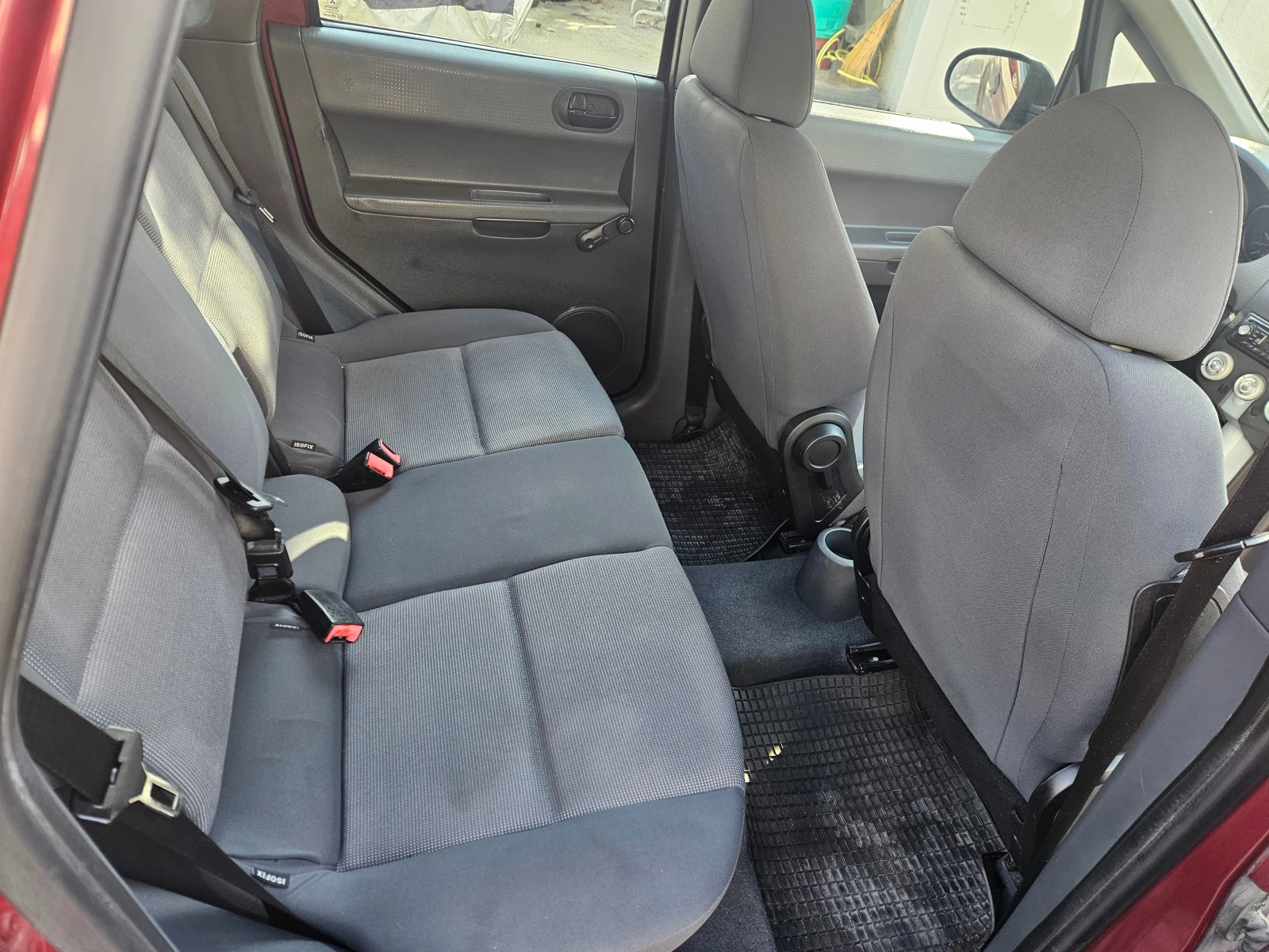 Mitsubishi Colt 1.1MPI - изображение 10