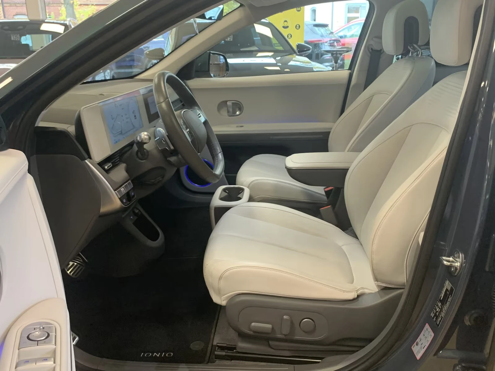 Hyundai Ioniq 5 325HP/UNIQ/4X4/PANO/360/HUD/BOSE/783v - изображение 10