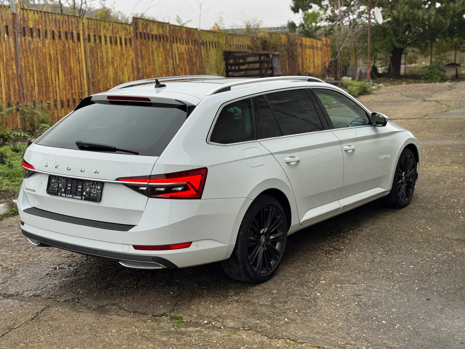 Skoda Superb Facelift L&K Full | Mobile.bg   3