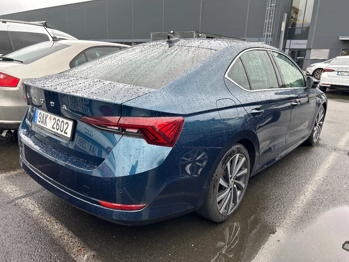 Skoda Octavia  2.0 TDI /DSG/150кс./Style - изображение 6