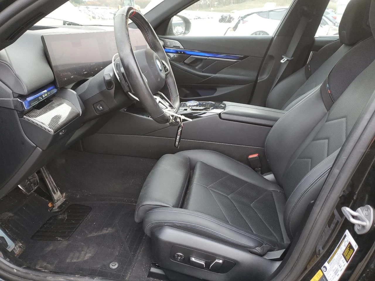 BMW i5 M60, снимка 7 - Автомобили и джипове - 53828020