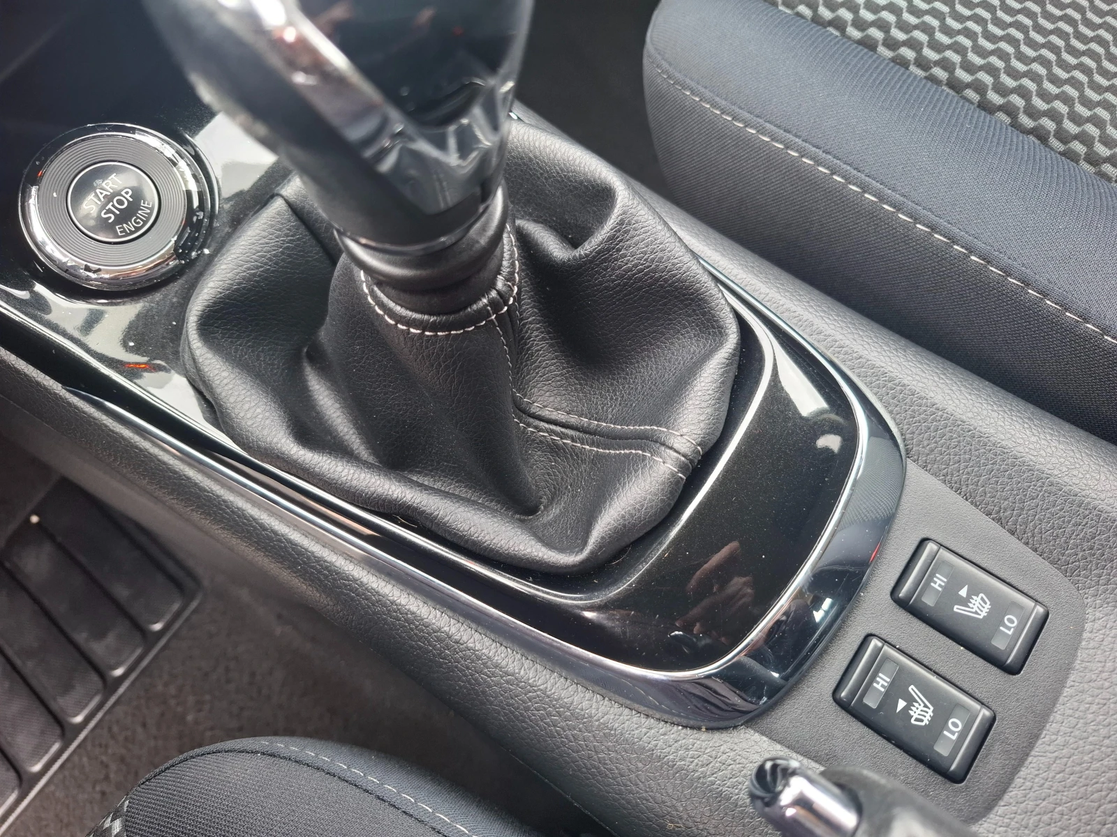 Nissan Pulsar 1.2i NAVI * KAMERA-360 * KEYLESS * , снимка 15 - Автомобили и джипове - 53950732