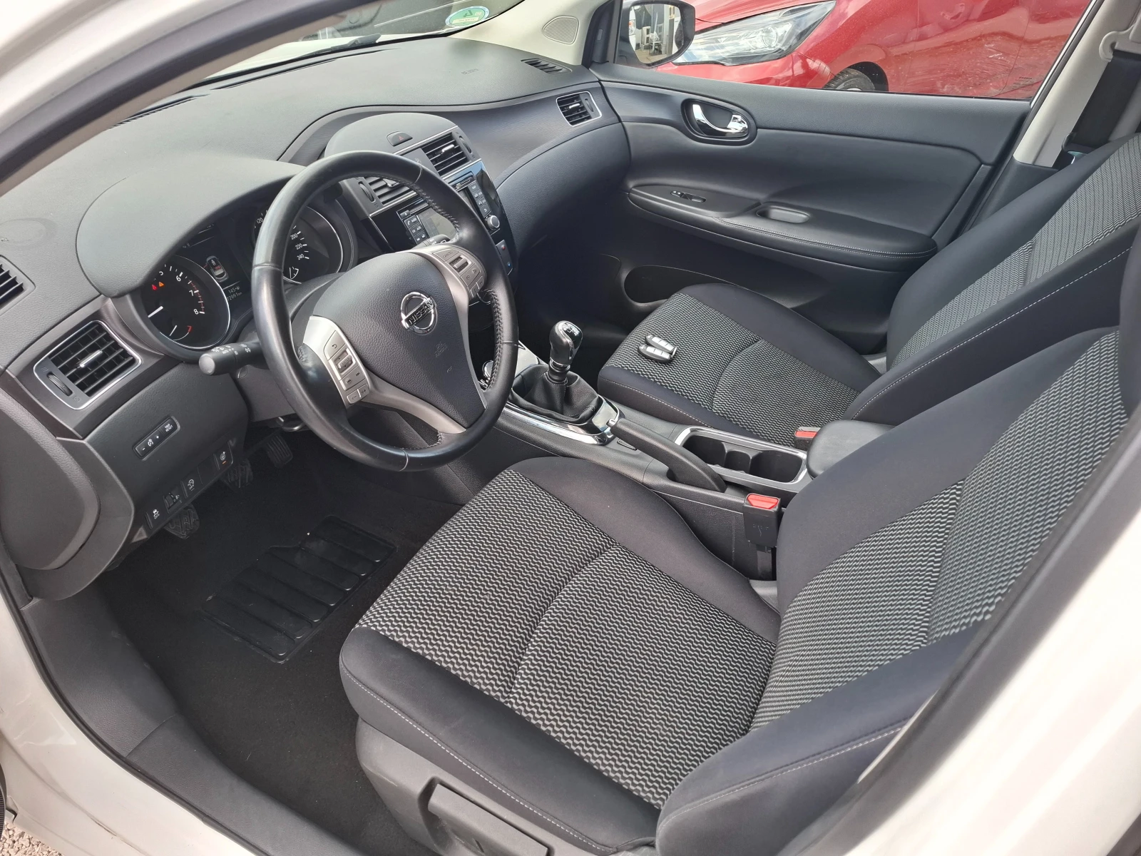 Nissan Pulsar 1.2i NAVI * KAMERA-360 * KEYLESS * , снимка 7 - Автомобили и джипове - 53950732