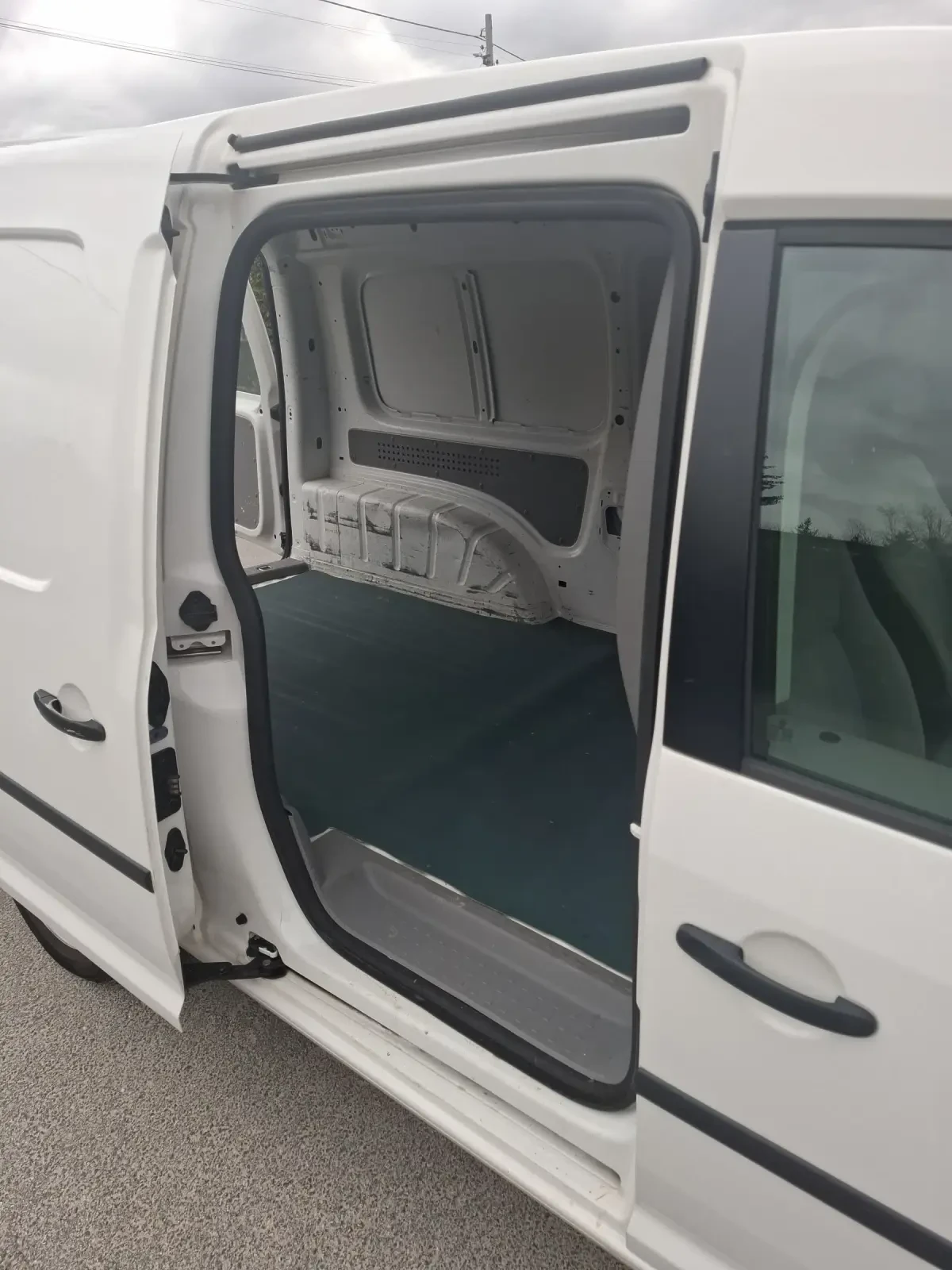 VW Caddy 2.0i 109к.с ECOFUEL MAXI, снимка 10 - Автомобили и джипове - 53953212