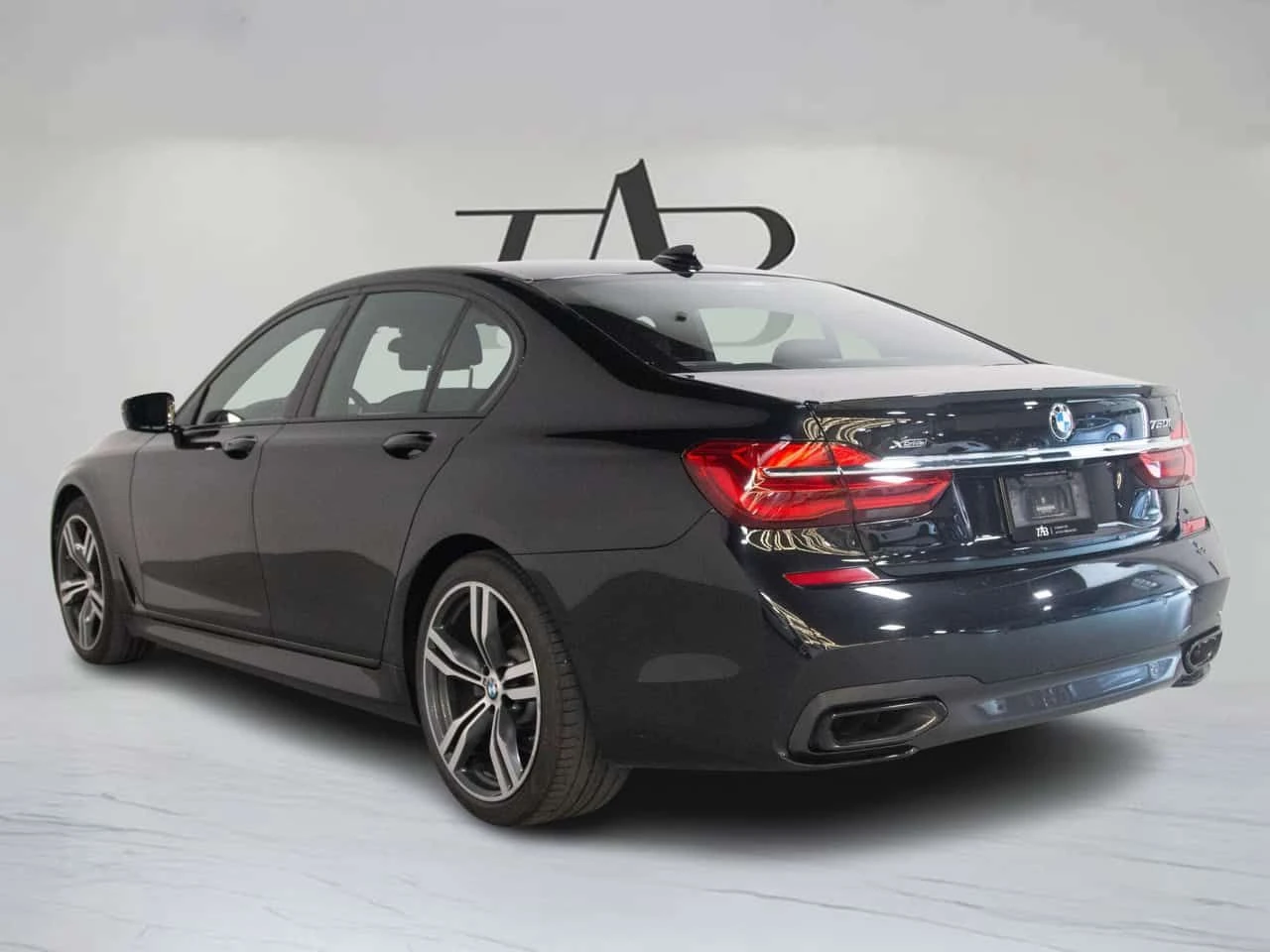 BMW 750 750I | M SPORT | DIAMOND STITCH | HARMAN/KARDON | Mobile.bg � ����������� 5