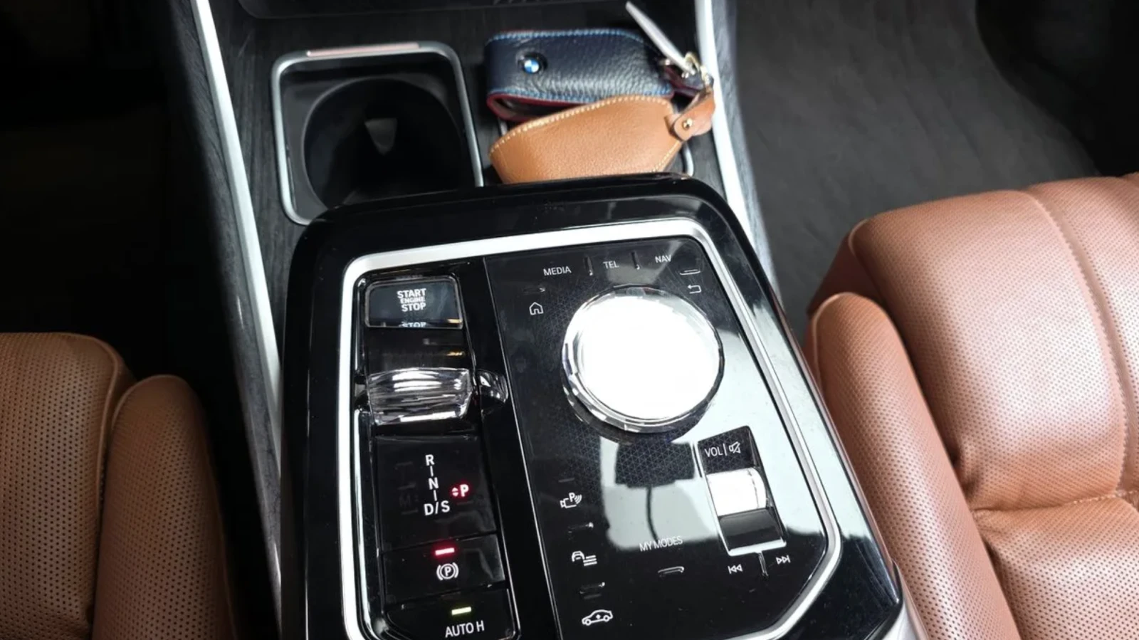 BMW 740, снимка 9 - Автомобили и джипове - 54631222