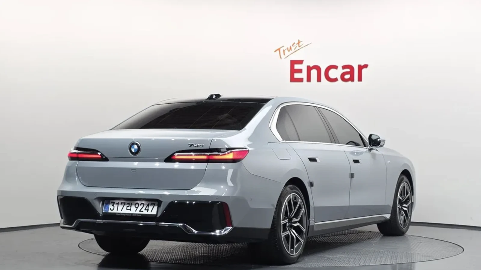 BMW 740, снимка 2 - Автомобили и джипове - 54631222