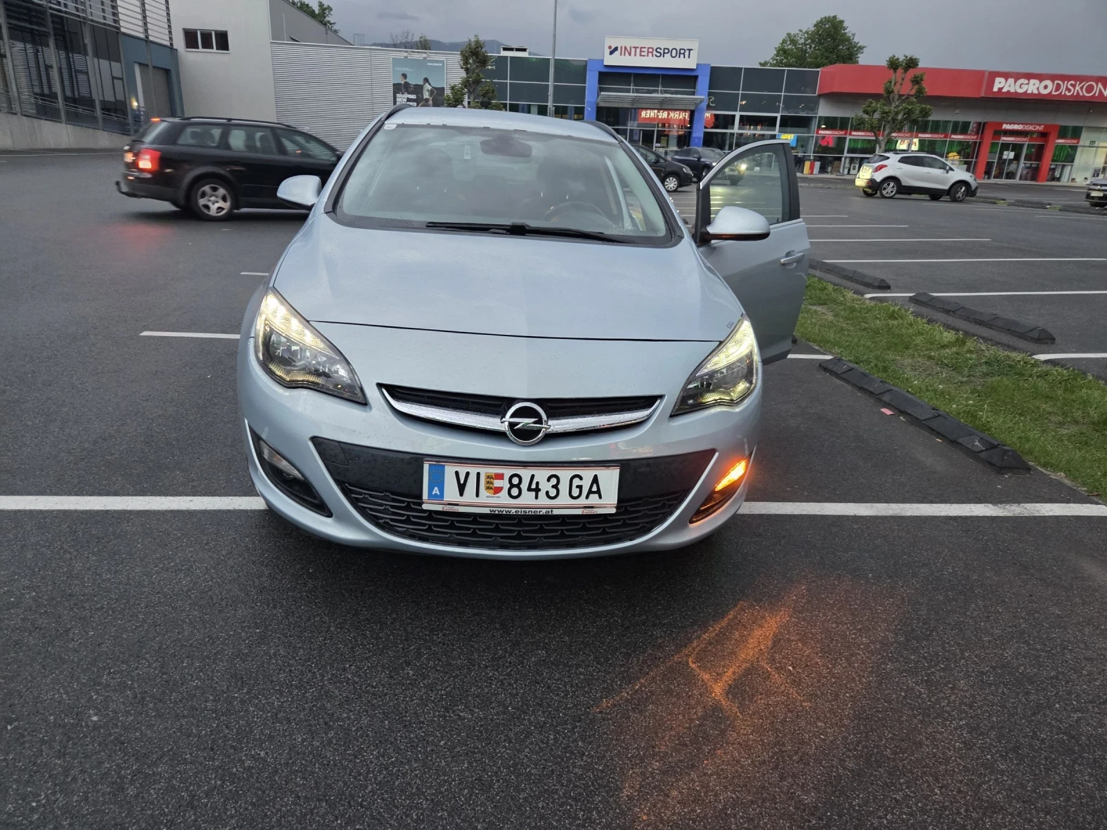 Opel Astra 1.6 Diesel , снимка 17 - Автомобили и джипове - 54658592