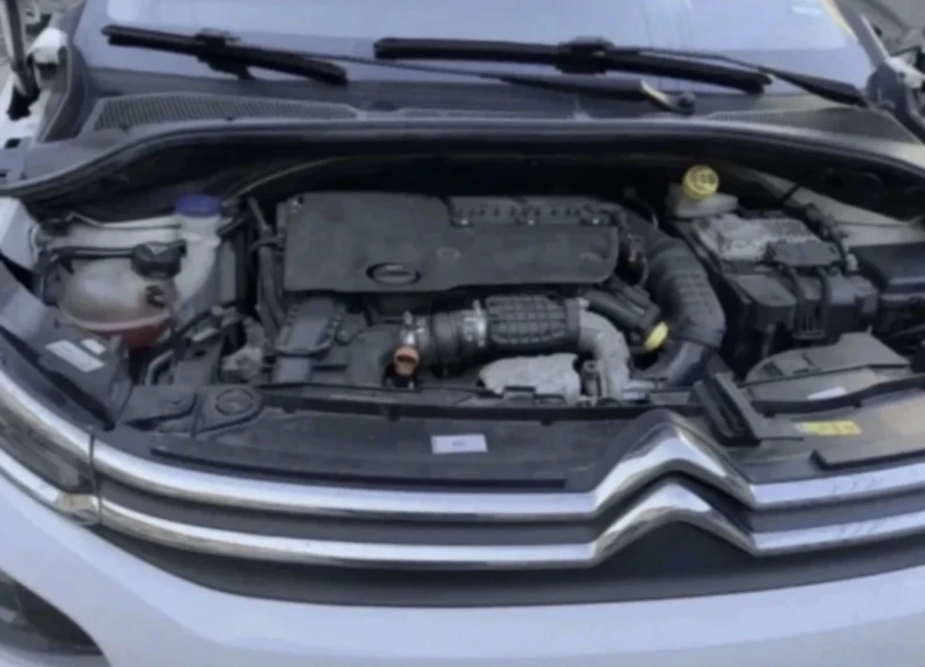 Citroen C3 1.6 HDI ОТЛИЧЕН ОБСЛУЖЕН РЕГИСТРИРАН, снимка 13 - Автомобили и джипове - 54893449