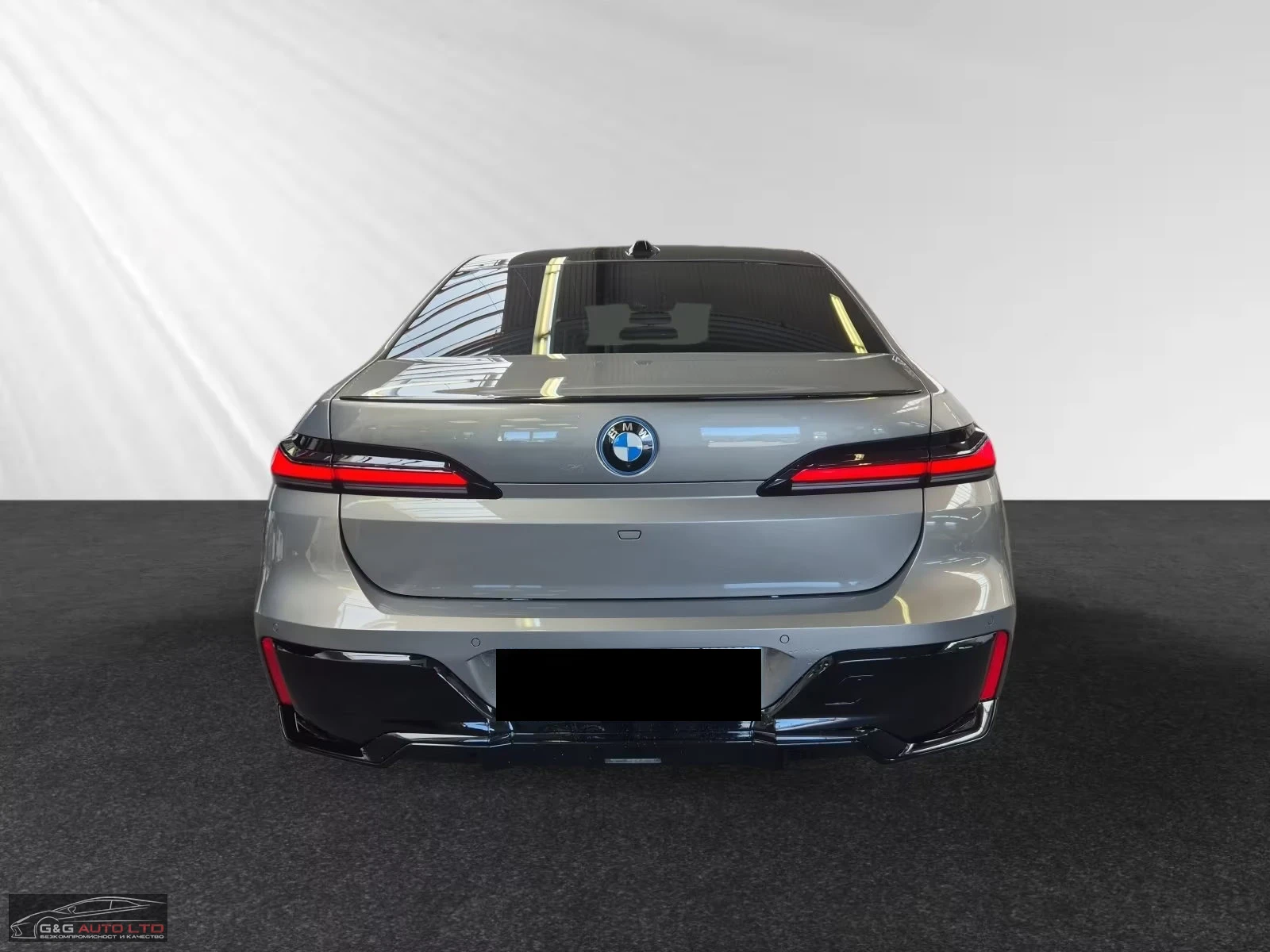BMW 750 e/xDRIVE/313HP/M-SPORT PRO/360/PANO/ACC/HUD/591z, снимка 5 - Автомобили и джипове - 55260417
