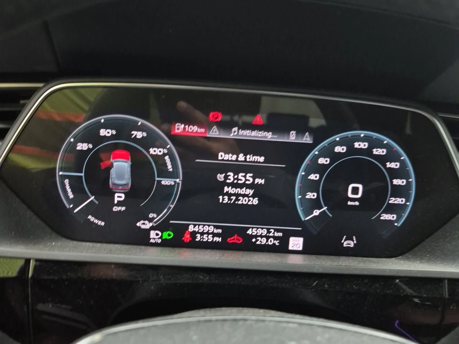 Audi E-Tron Technik* B&O* Matrix* 360 Камера* Подгрев, снимка 10 - Автомобили и джипове - 55271559