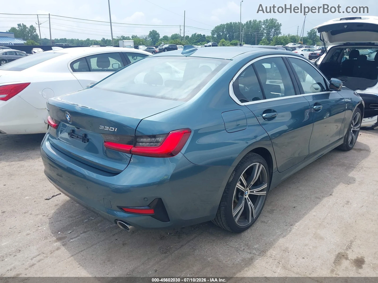 BMW 330 Xi* M-Pack* Distronic* Цена до БГ, снимка 3 - Автомобили и джипове - 55631340