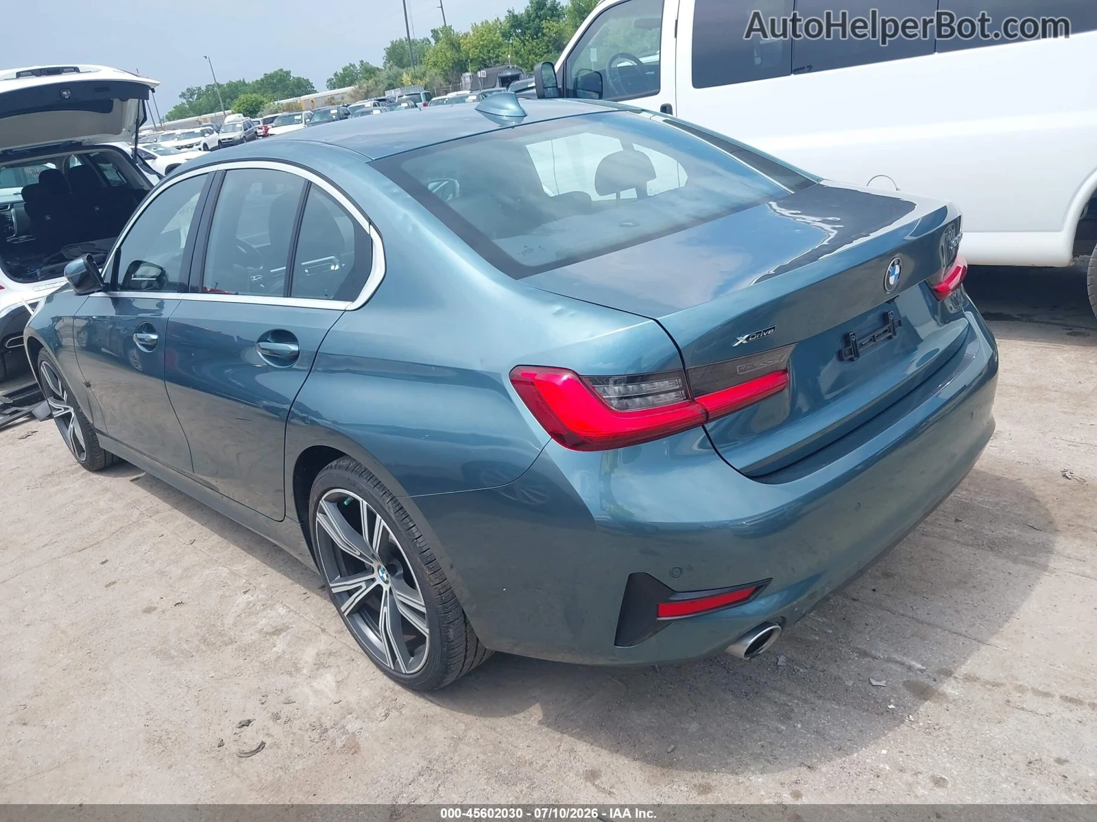 BMW 330 Xi* M-Pack* Distronic* Цена до БГ, снимка 5 - Автомобили и джипове - 55631340
