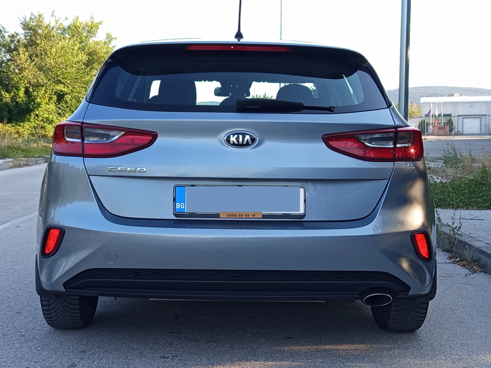 Kia Ceed 1.4/100кс.* * * , снимка 10 - Автомобили и джипове - 55677056