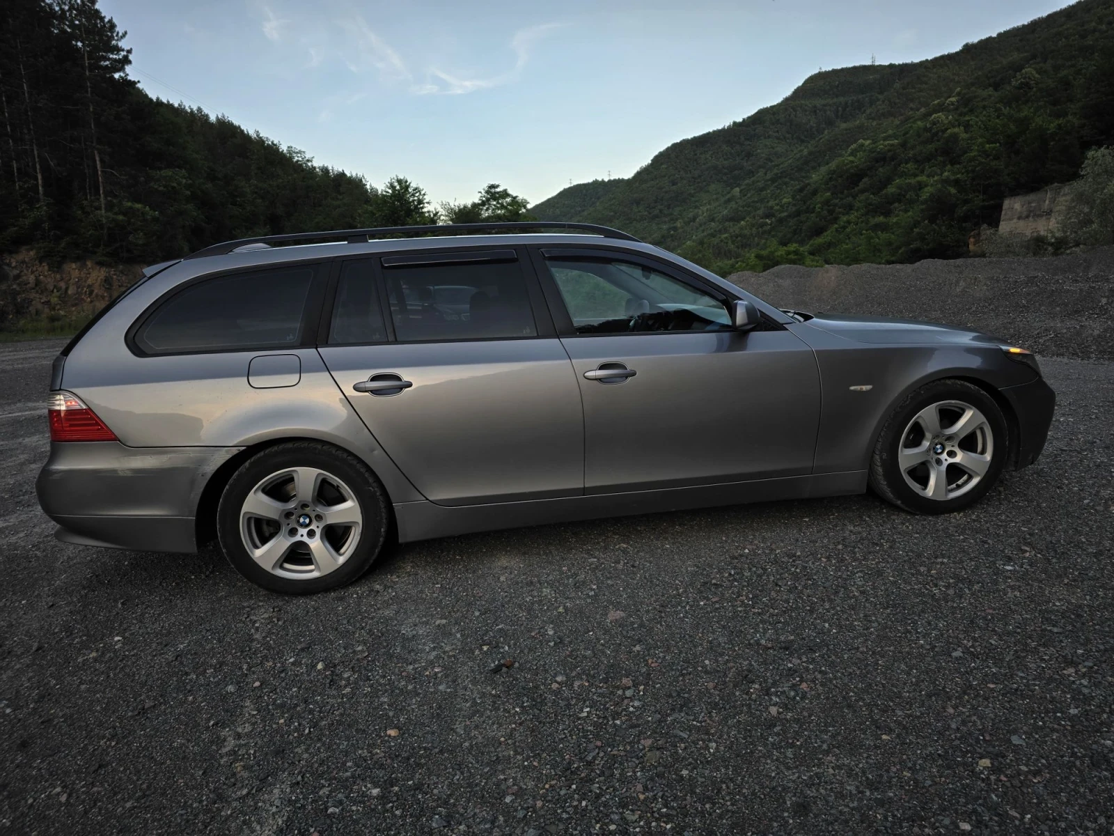 BMW 525 D 177k.c.  А/Т, снимка 5 - Автомобили и джипове - 55697474