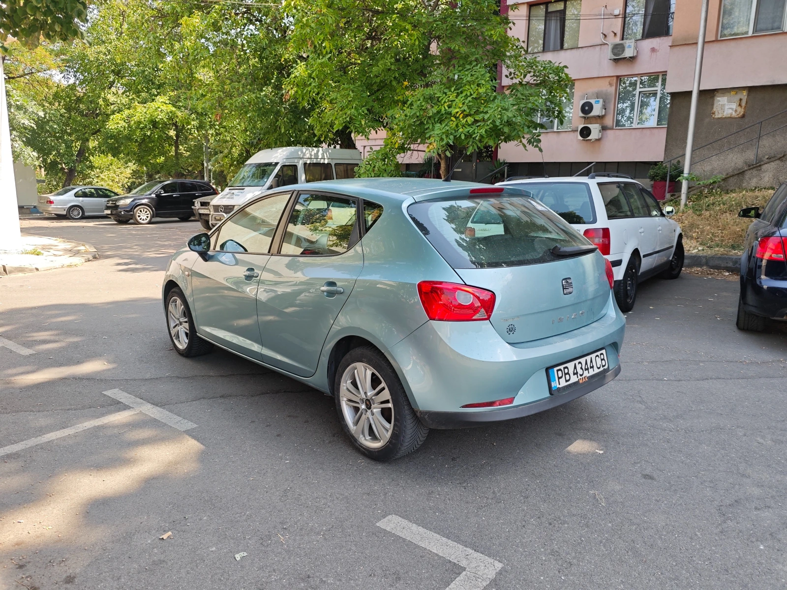 Seat Ibiza 1.4 Газ * клима* , снимка 7 - Автомобили и джипове - 55806653