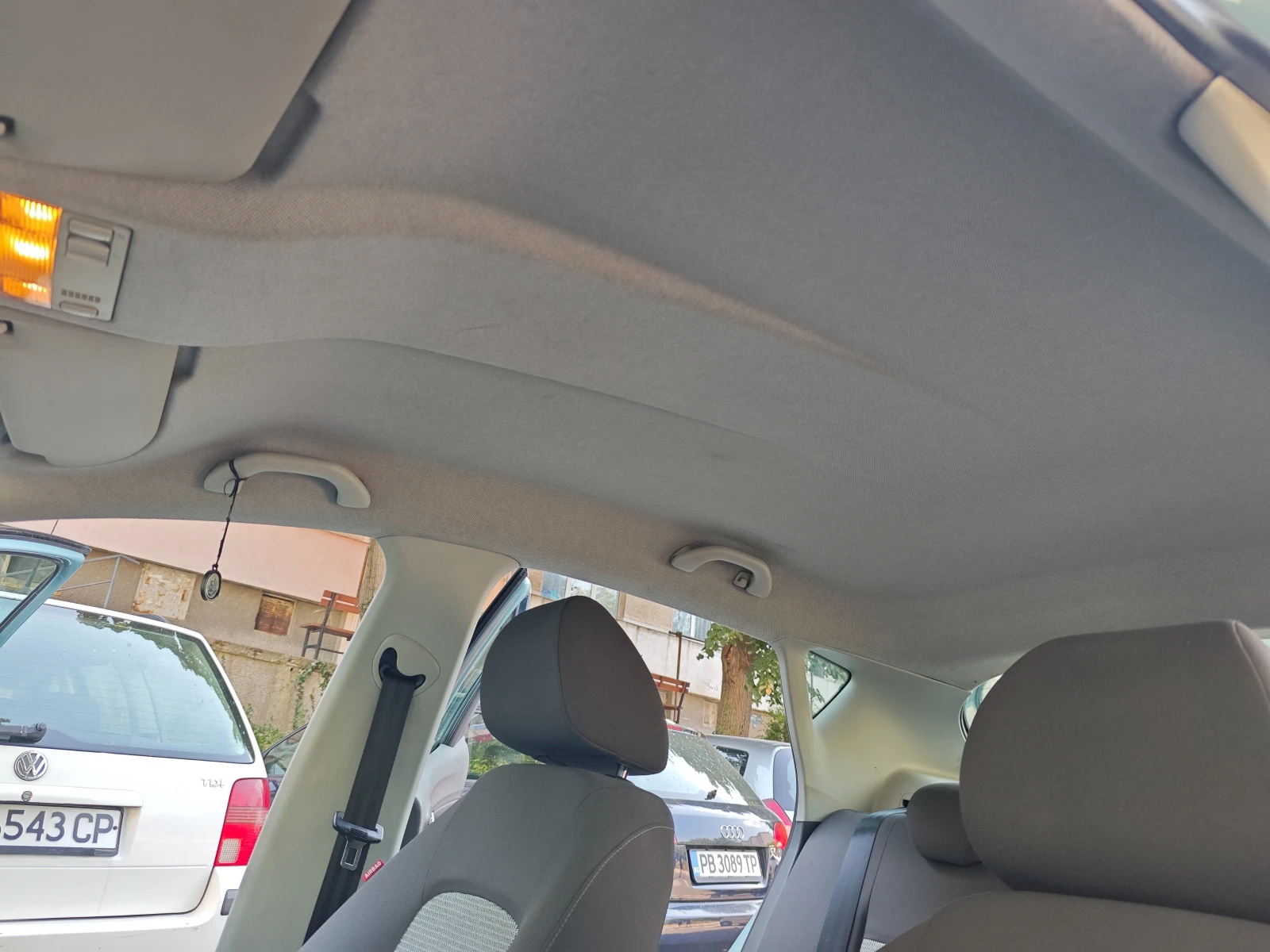 Seat Ibiza 1.4 Газ * клима* , снимка 12 - Автомобили и джипове - 55806653