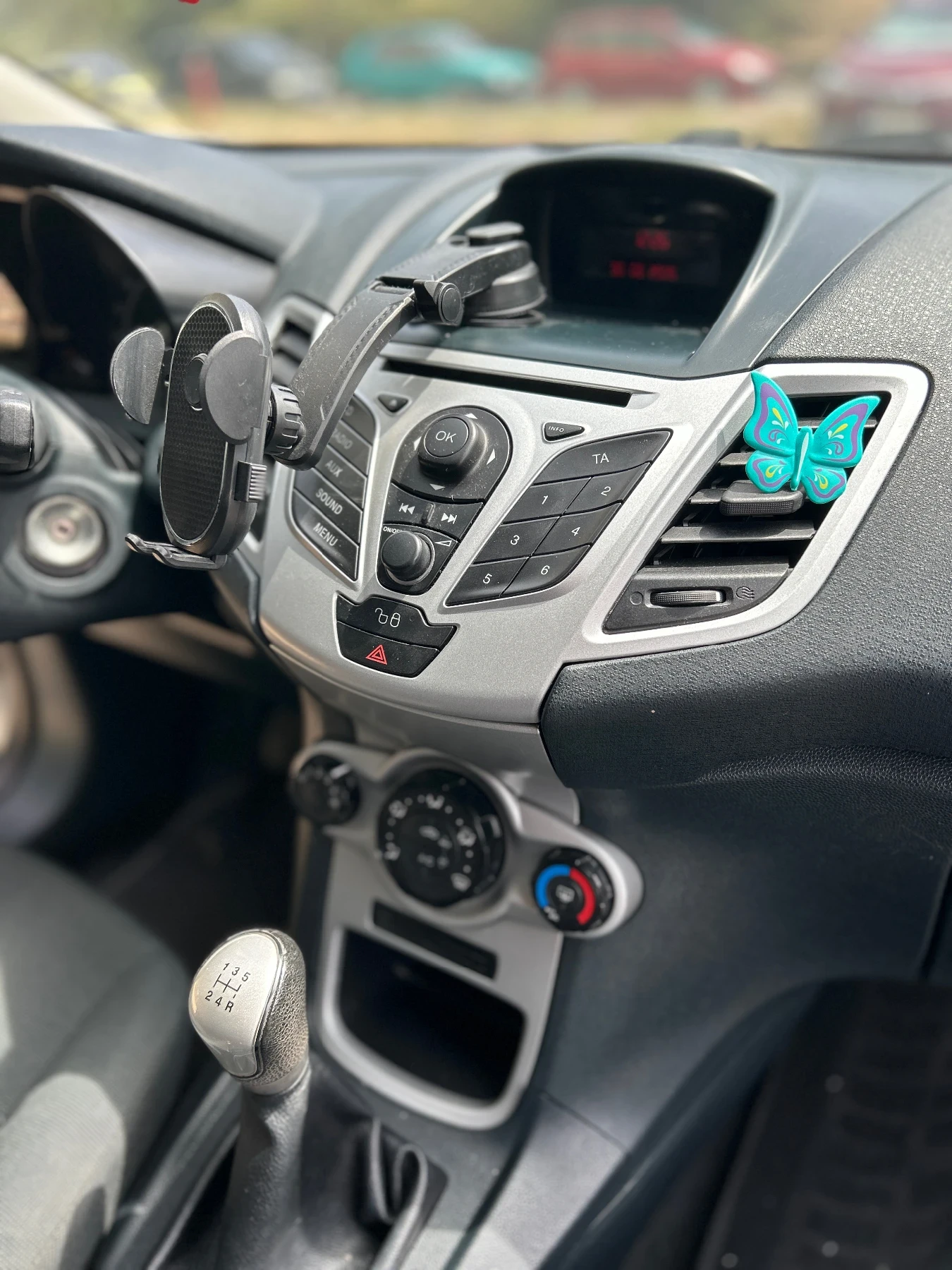 Ford Fiesta, снимка 9 - Автомобили и джипове - 55875558