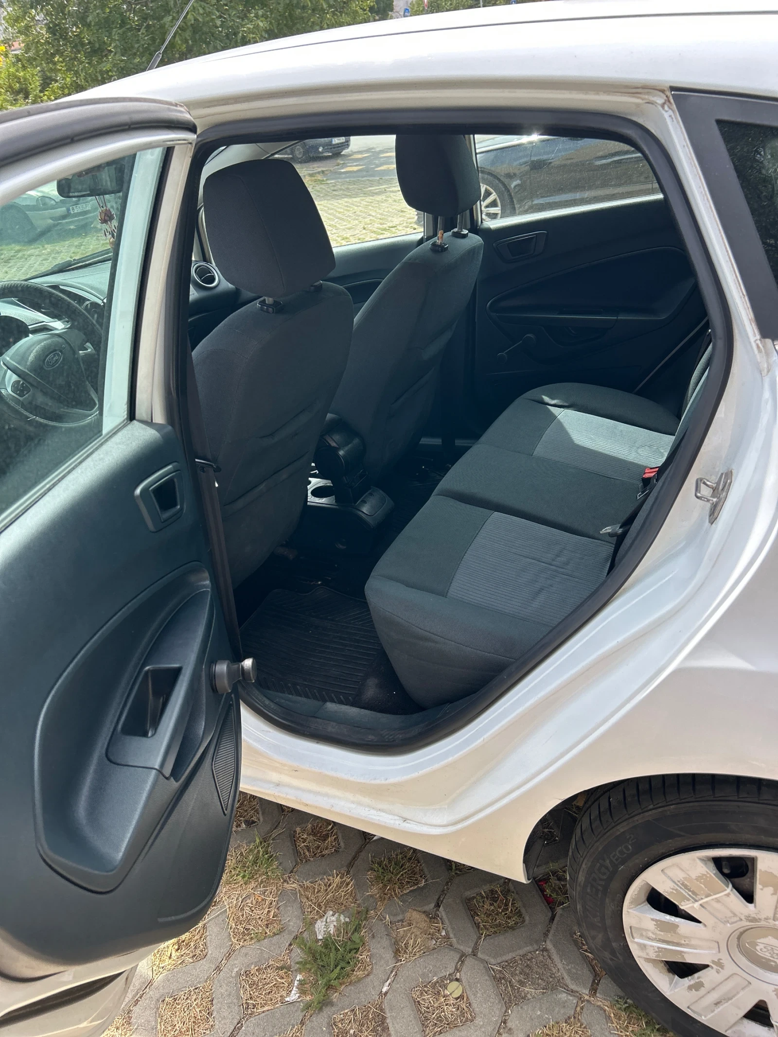Ford Fiesta, снимка 13 - Автомобили и джипове - 55875558
