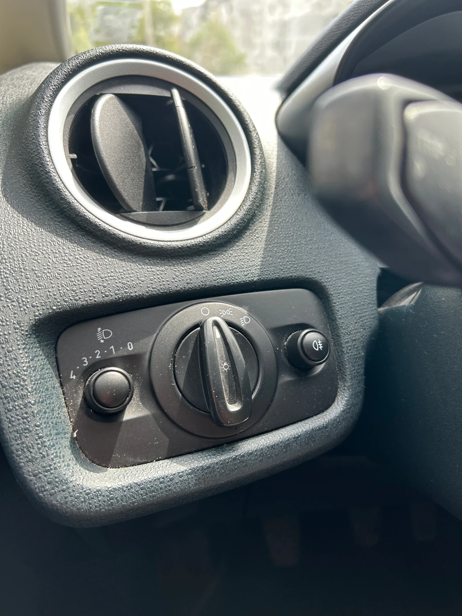 Ford Fiesta, снимка 6 - Автомобили и джипове - 55875558