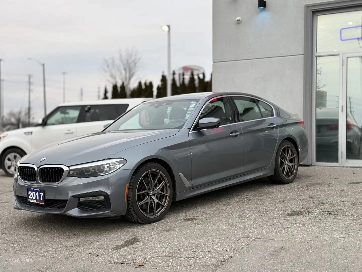 BMW 530 xDrive * АвтоКредит* (ЦЕНА ДО БГ)* , снимка 4 - Автомобили и джипове - 55931708