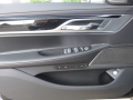 BMW 760 Li xDrive, 3xTV, 4xOбдухване, Mасажи, LED, Nappa, снимка 13 - Автомобили и джипове - 37173462
