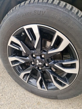 Mitsubishi Outlander PHEV 2016 | Реални км | Обслужена | 360 , снимка 8