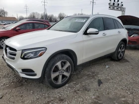  Mercedes-Benz GLC 30...