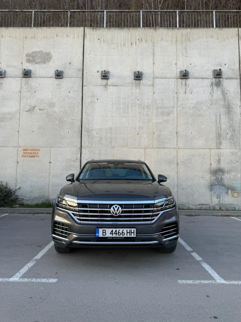 VW Touareg 3.0 TDI V6, снимка 2 - Автомобили и джипове - 48731241