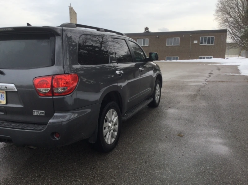 Toyota Sequoia * 4WD 4dr * Platinum, снимка 5 - Автомобили и джипове - 48912286