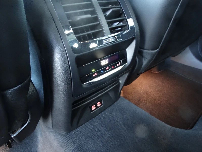 BMW X3 3.0i xDrive M-paket, снимка 10 - Автомобили и джипове - 52040679