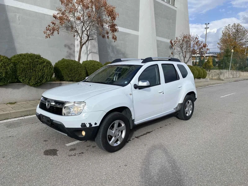 Dacia Duster 1.5 DCI, снимка 3 - Автомобили и джипове - 52622761