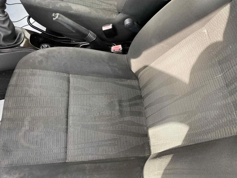 Dacia Duster 1.5 DCI, снимка 8 - Автомобили и джипове - 52622761