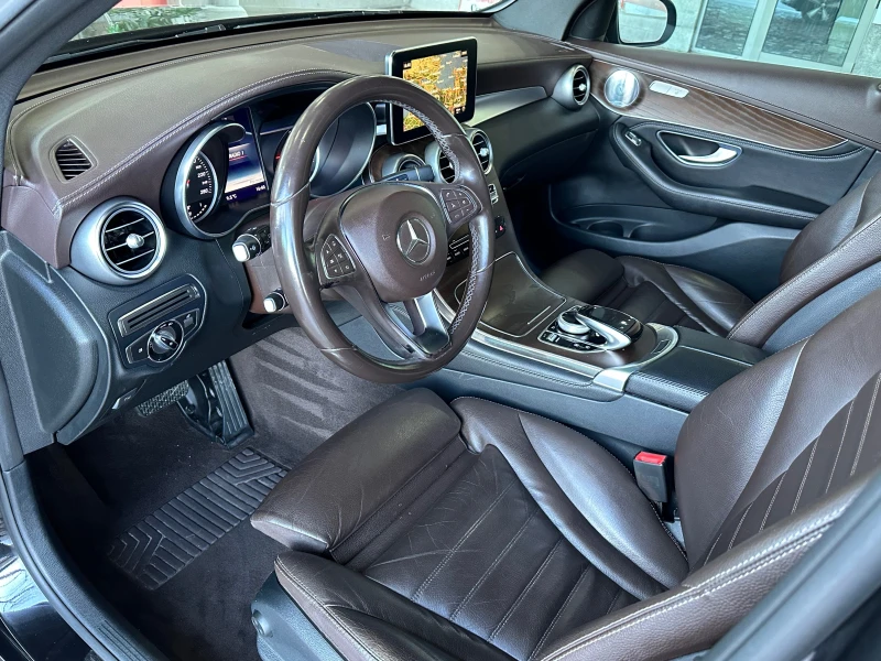 Mercedes-Benz GLC 250 4-Matic 9G #PANORAMA#Burmester#PODGREV#TOP#, снимка 10 - Автомобили и джипове - 53502126