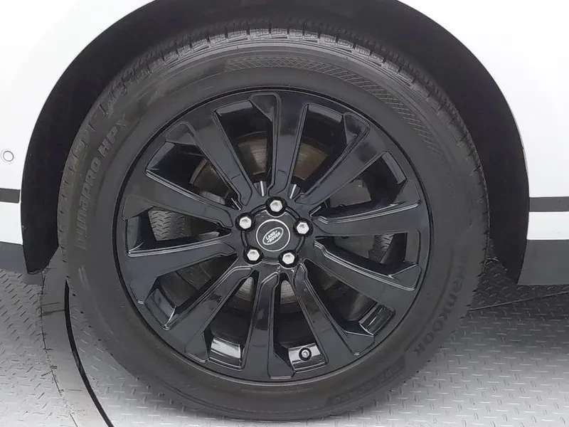 Land Rover Range Rover Velar, снимка 5 - Автомобили и джипове - 54515157