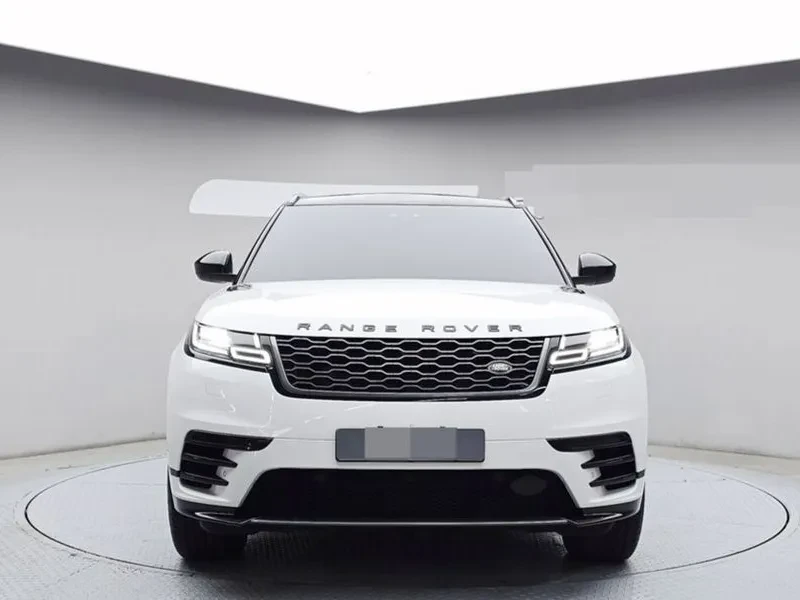 Land Rover Range Rover Velar, снимка 3 - Автомобили и джипове - 54515157