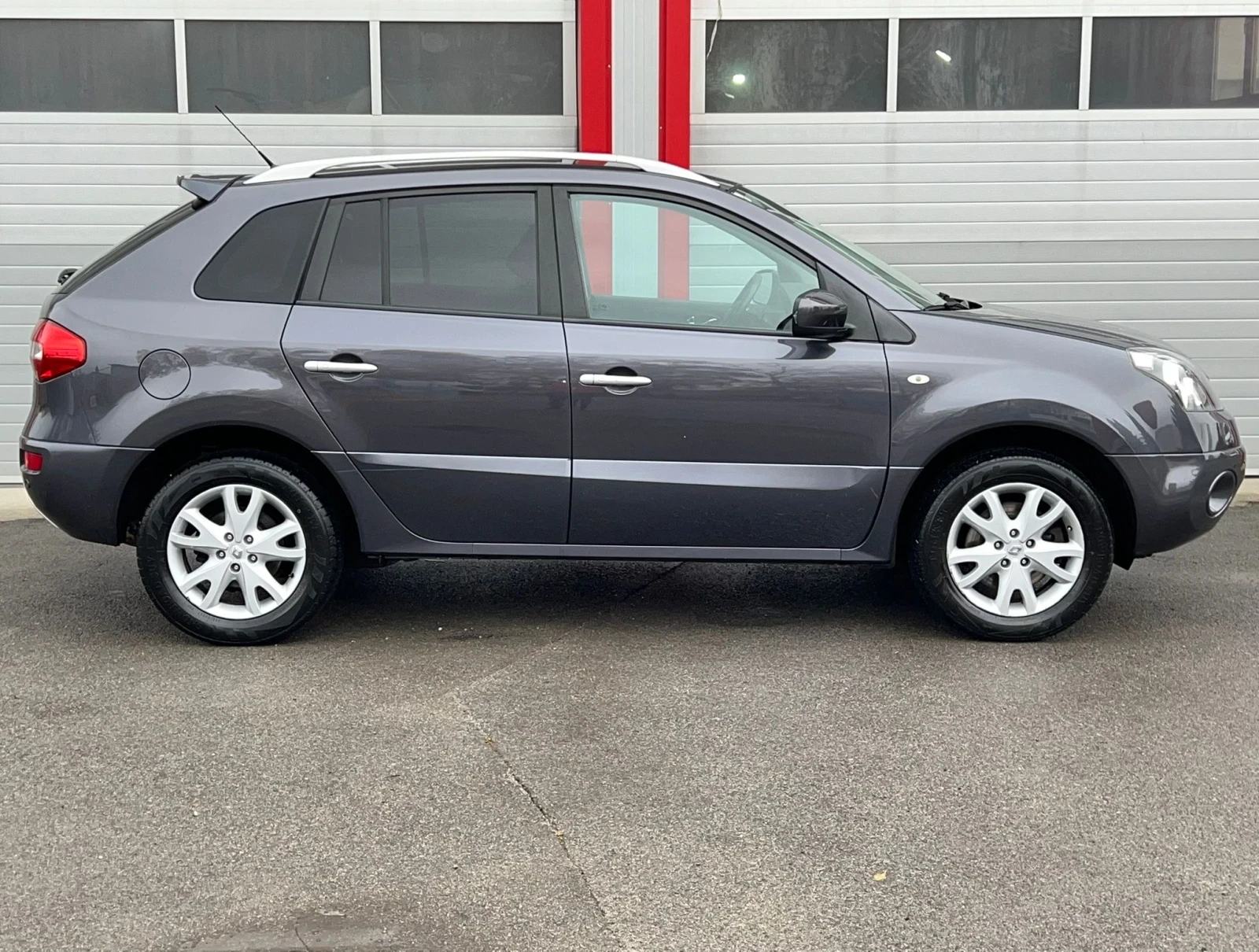 Renault Koleos 2.0DCI 4X4 NAVI KLIMATRONIK 6-СКОРОСТИ EVRO 5А - изображение 7