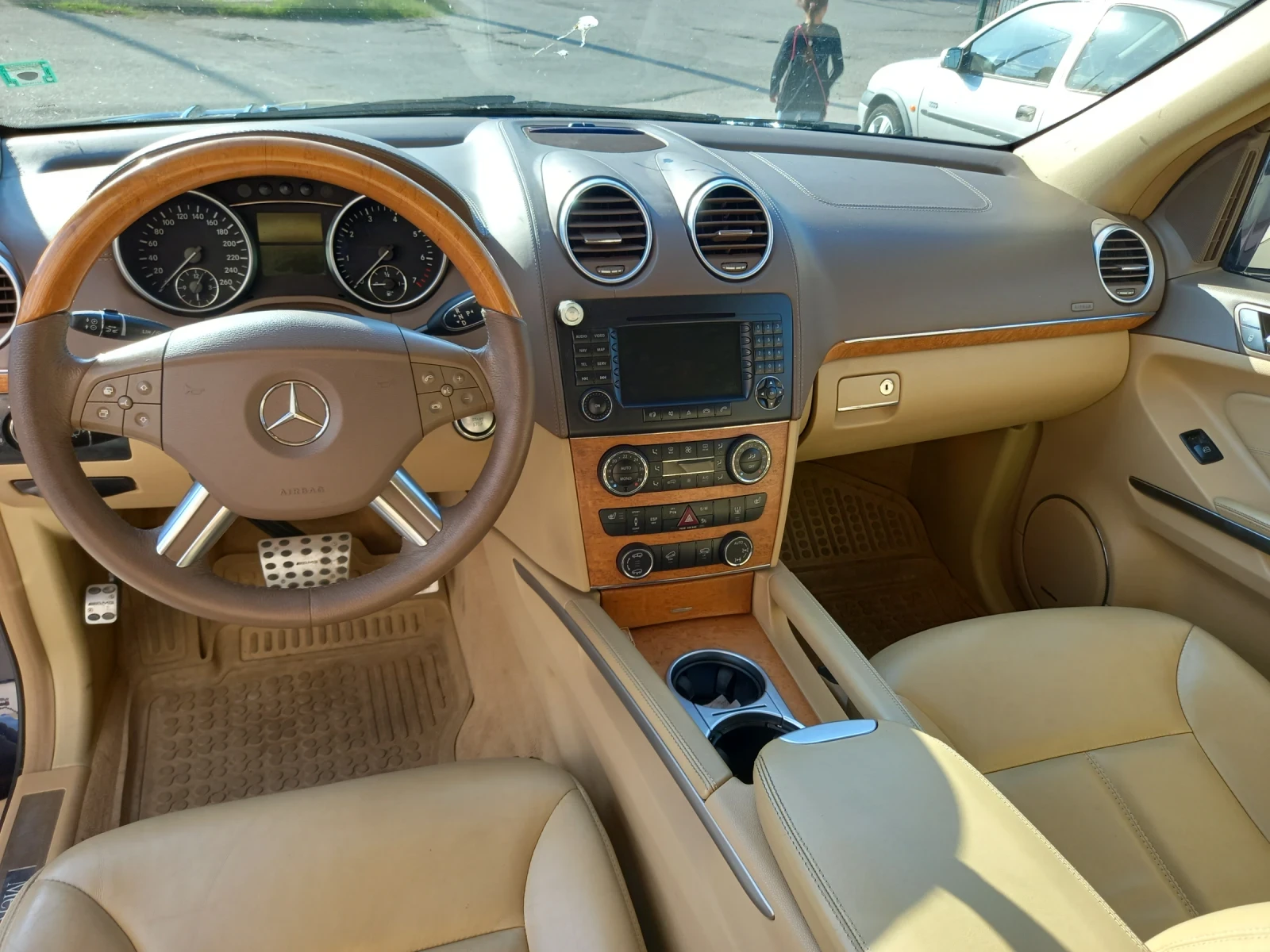 Mercedes-Benz GL 500 5.5 388 AMG  - изображение 9