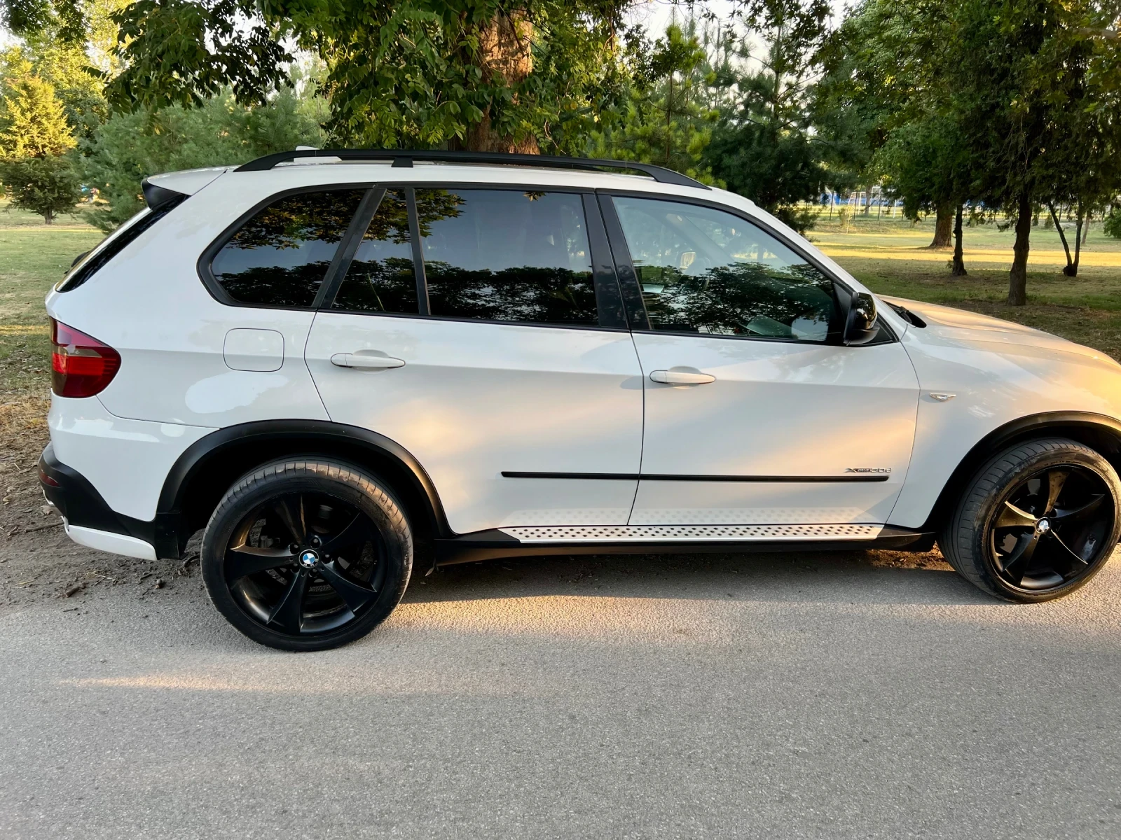 BMW X5 xDrive 3.0d AERO+ SPORT+ M PACK - изображение 6