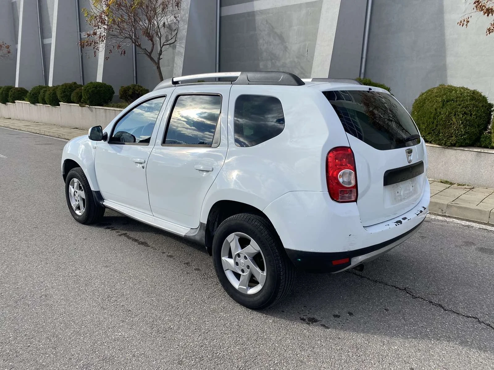 Dacia Duster 1.5 DCI - изображение 4