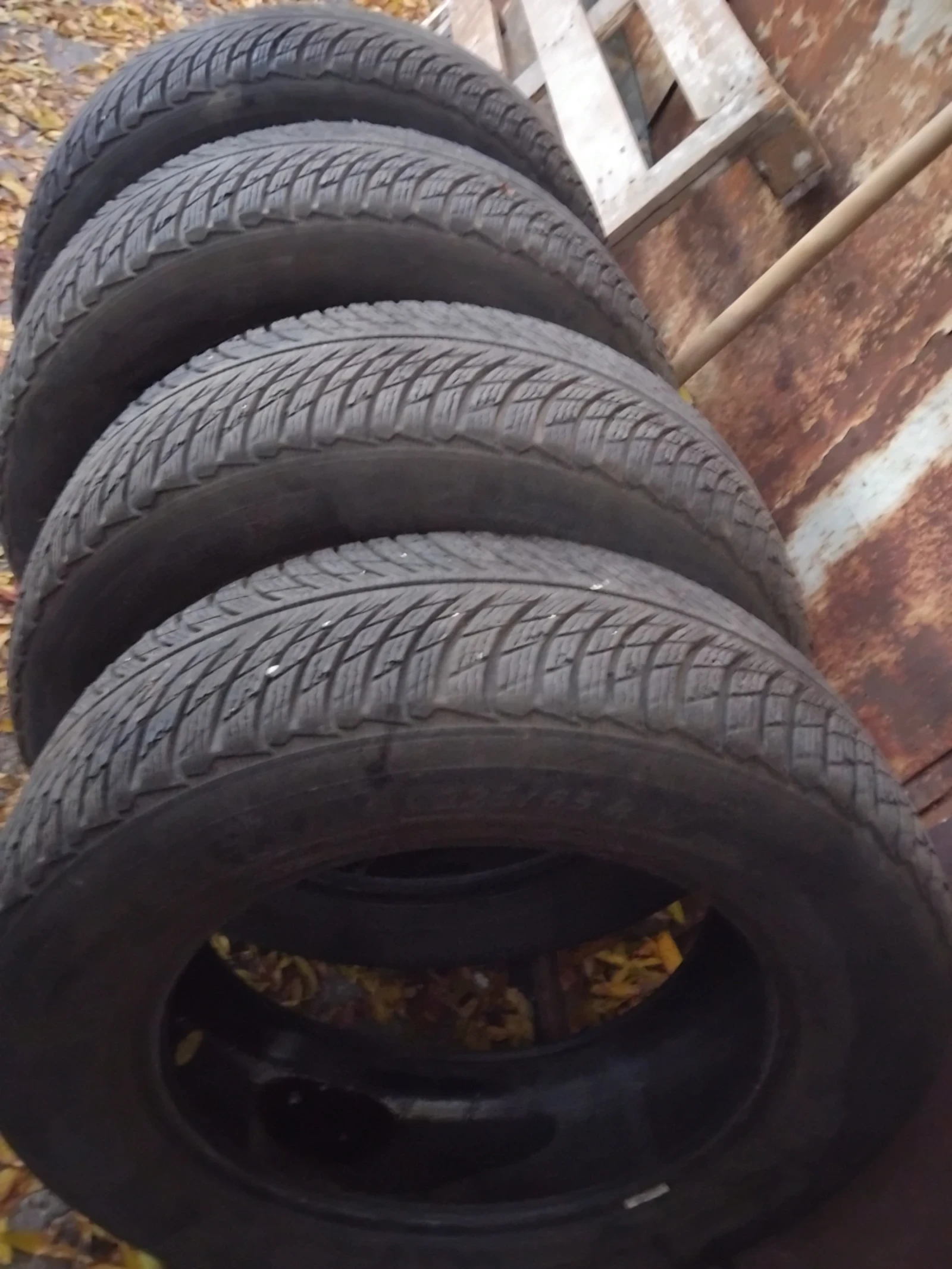 Hyundai Santa fe 4 �� ���� �� 40�� 225/65/17 | Mobile.bg � ����������� 5