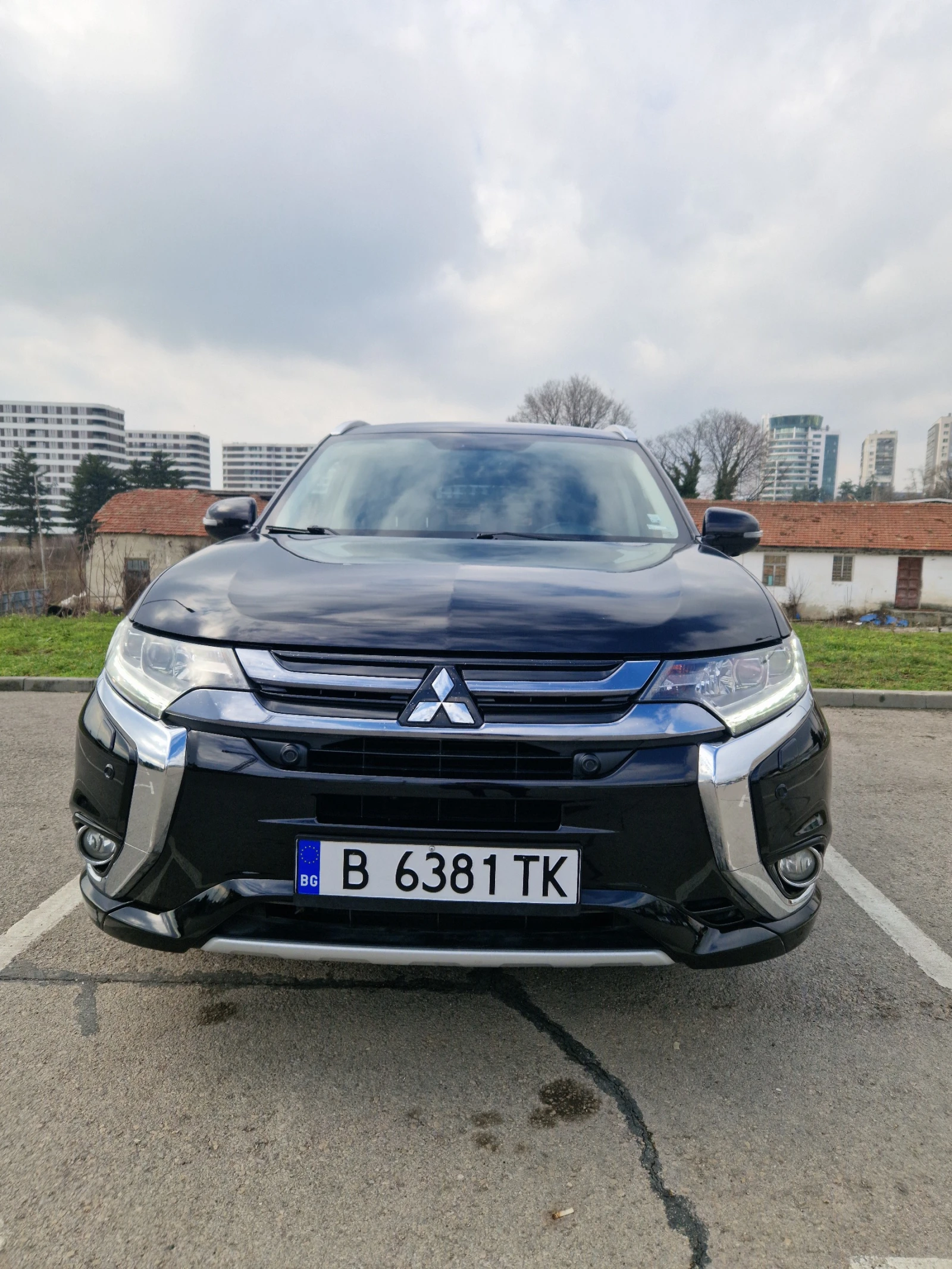 Mitsubishi Outlander PHEV 2016 | ������ �� | ��������� | 360  | Mobile.bg � ����������� 3