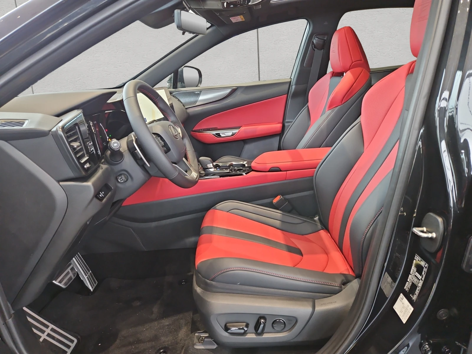 Lexus NX 350h НОВ!F-SPORT/ВСИЧКИ ЕКСТРИ/ИЗБОР ЦВЯТ/PANO/360/156h, снимка 11 - Автомобили и джипове - 53720306