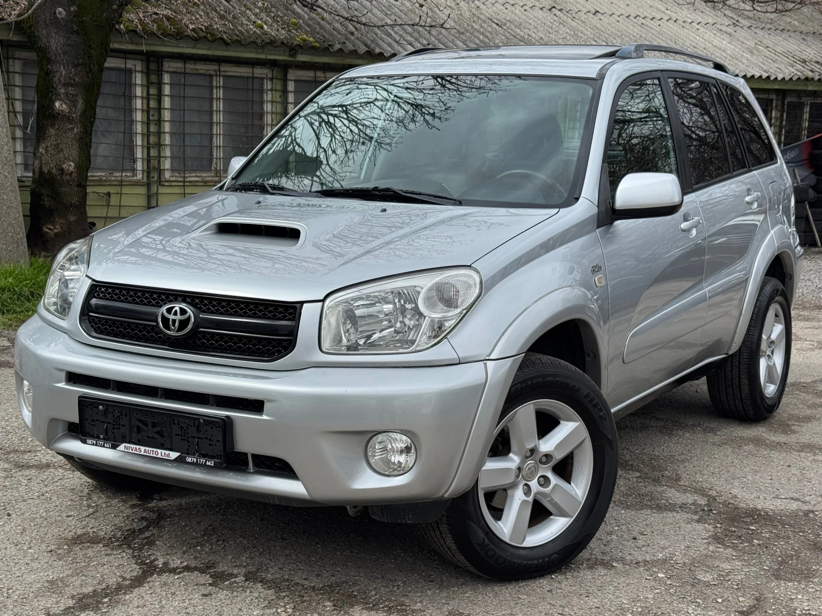 Toyota Rav4 УНИКАТ!! Нова джипка!, снимка 3 - Автомобили и джипове - 54097929