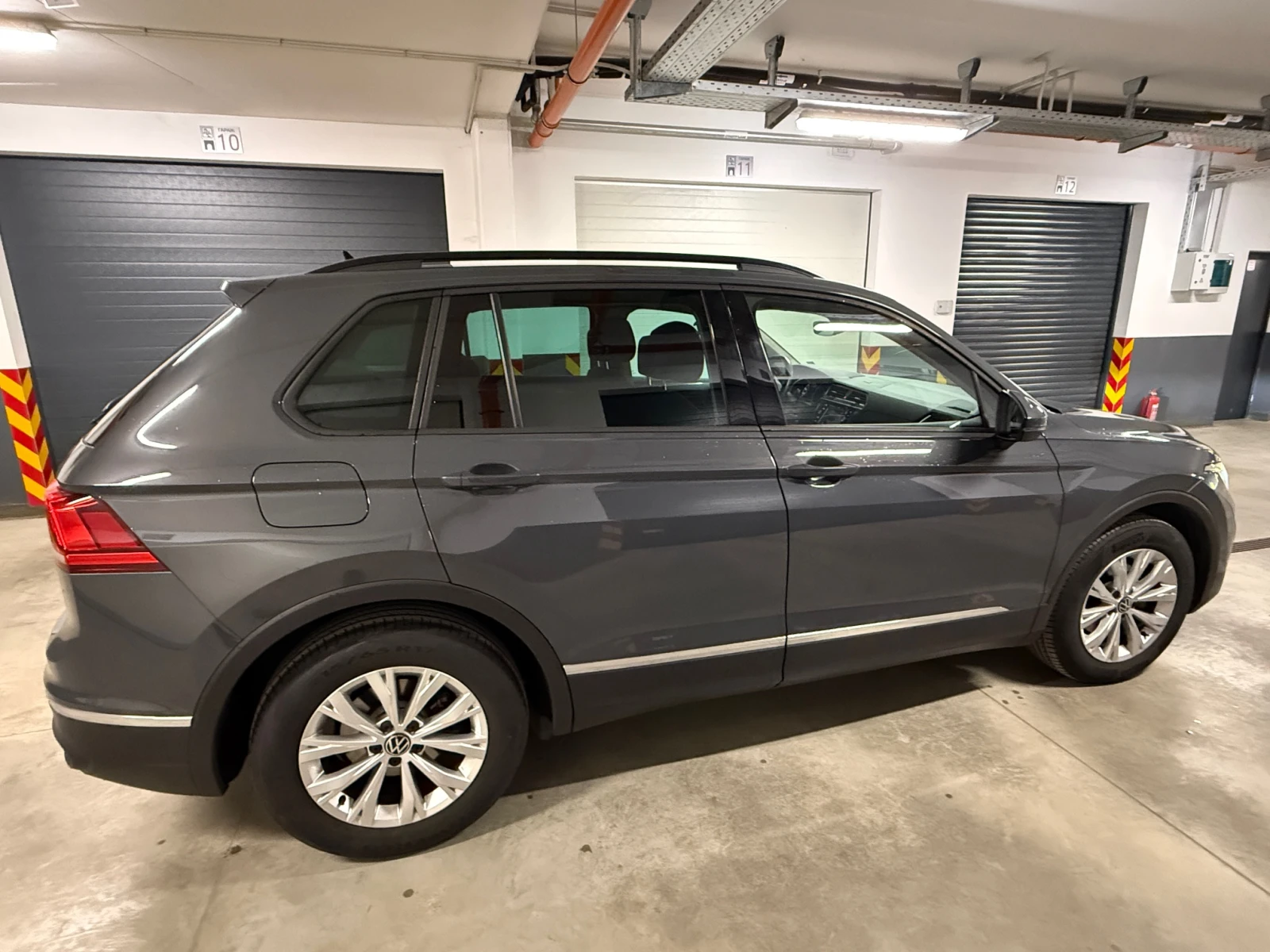 VW Tiguan Facelift, Сервизна история, 117K км, снимка 7 - Автомобили и джипове - 54331841
