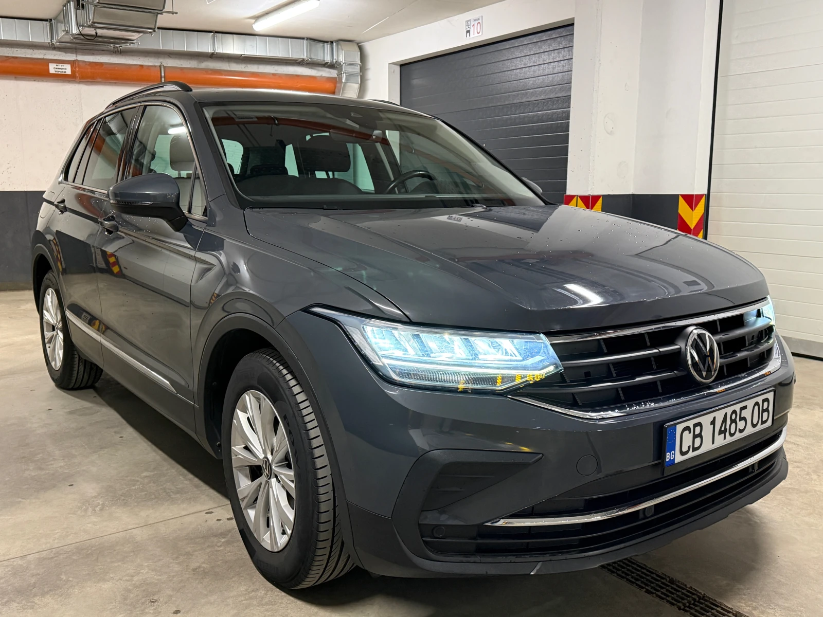 VW Tiguan Facelift, Сервизна история, 117K км, снимка 8 - Автомобили и джипове - 54331841