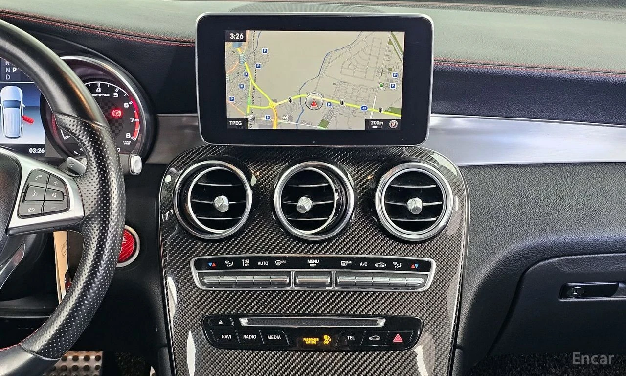 Mercedes-Benz GLC 43 AMG * КОЖА* ПОДГРЕВ* ПАНОРАМА* BURMESTER* HEAD-UP* , снимка 12 - Автомобили и джипове - 54460388