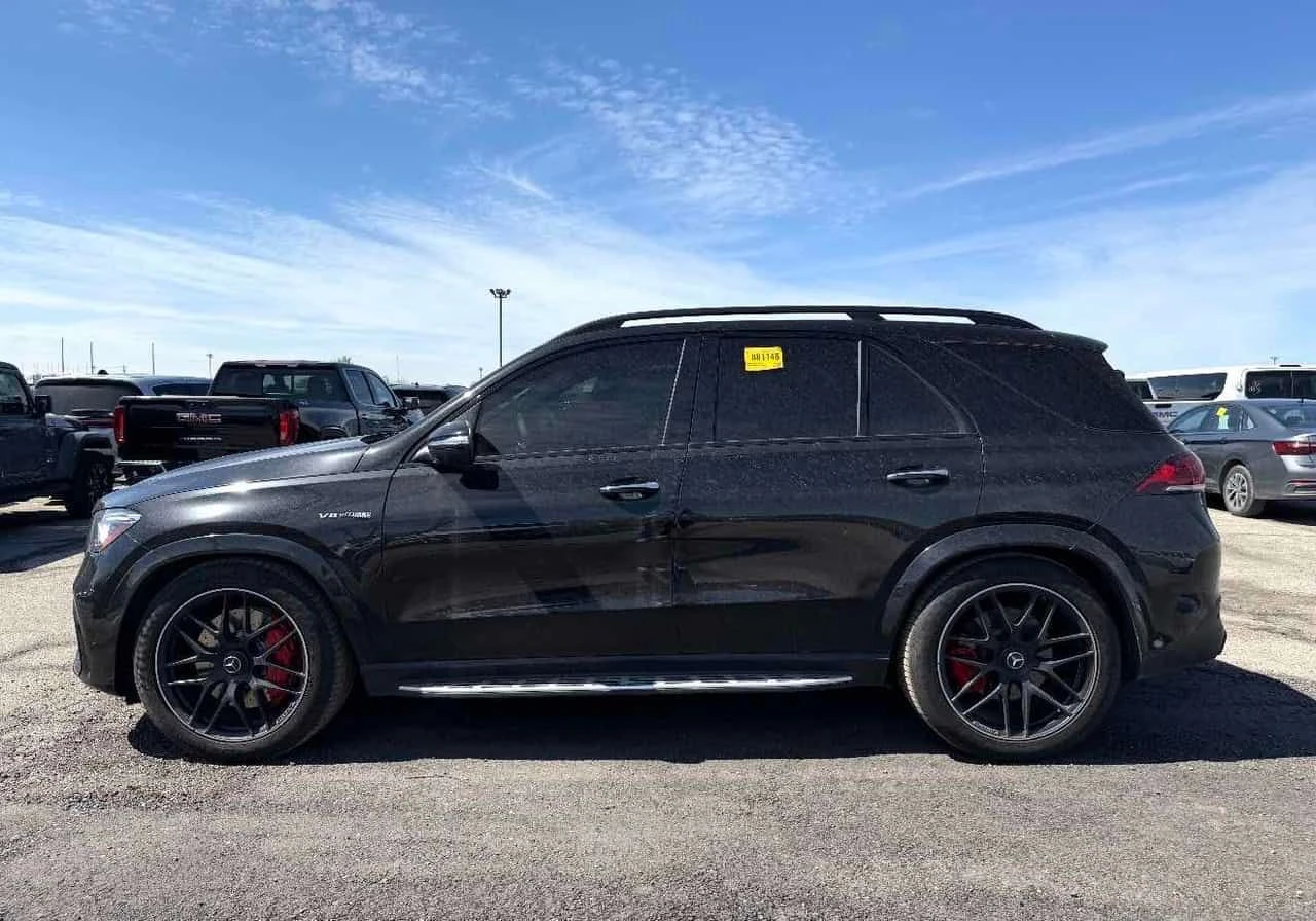 Mercedes-Benz GLE 63 S AMG | DISTRONIC| 360| ПОДГРЕВИ| ОБДУХВАНЕ| BURMESTER, снимка 3 - Автомобили и джипове - 54633346
