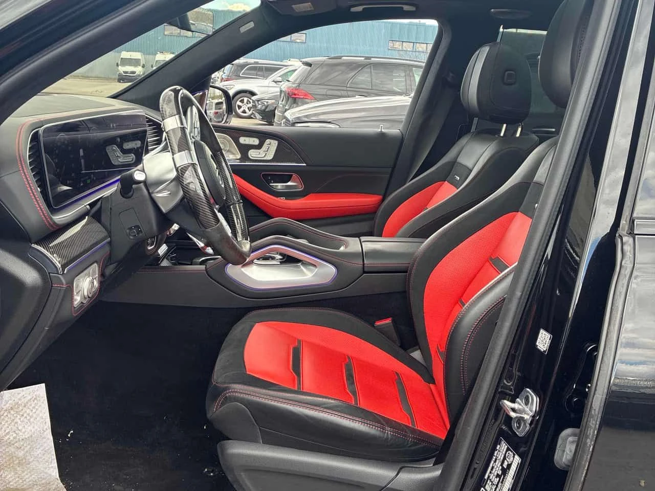 Mercedes-Benz GLE 63 S AMG | DISTRONIC| 360| ПОДГРЕВИ| ОБДУХВАНЕ| BURMESTER, снимка 7 - Автомобили и джипове - 54633346
